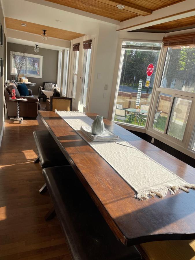 Three Peaks Banff Villa ภายนอก รูปภาพ